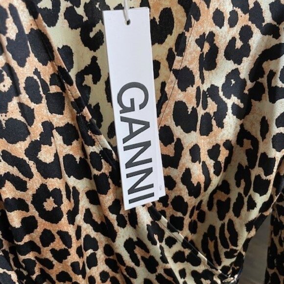 GANNI Leopard Print wrap Dress - NWT ! - Picture 5 of 5